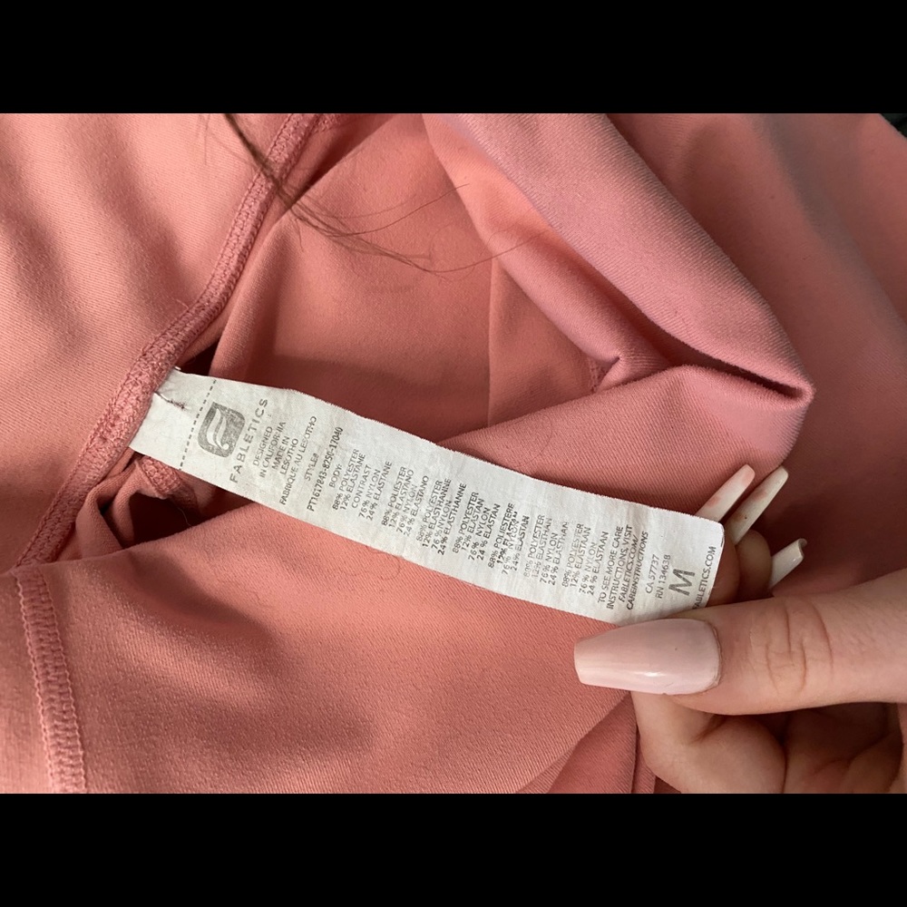 fabletics leggings - Picture 4 of 4